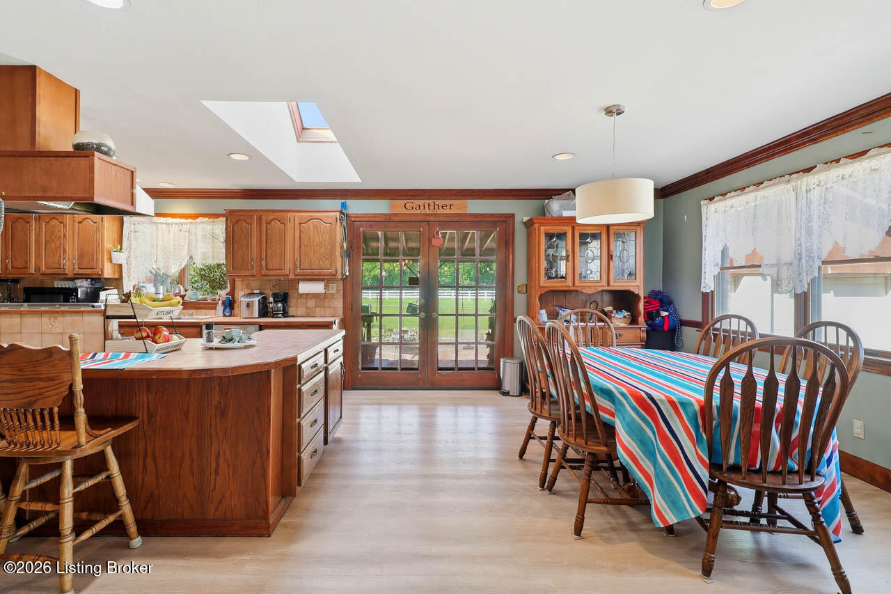 6701 Scenic Trail