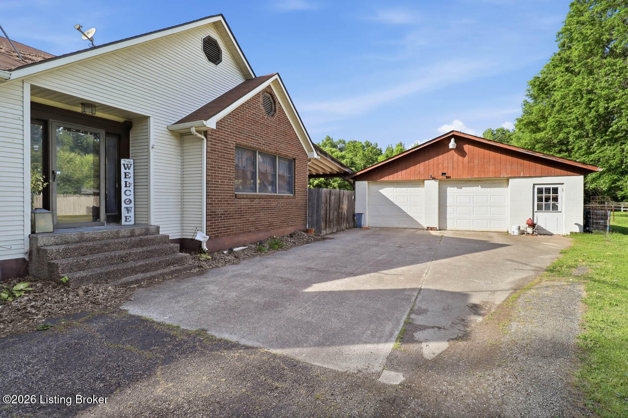 6701 Scenic Trail