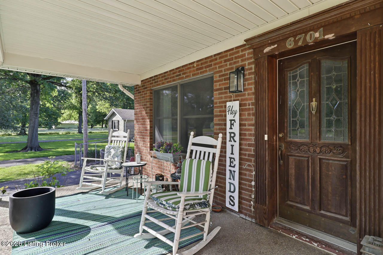 6701 Scenic Trail