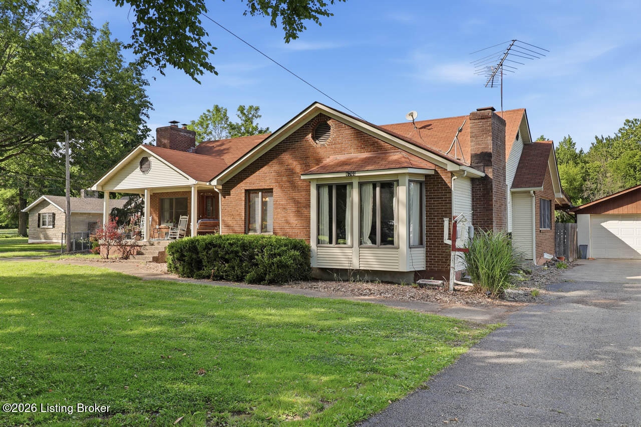 6701 Scenic Trail