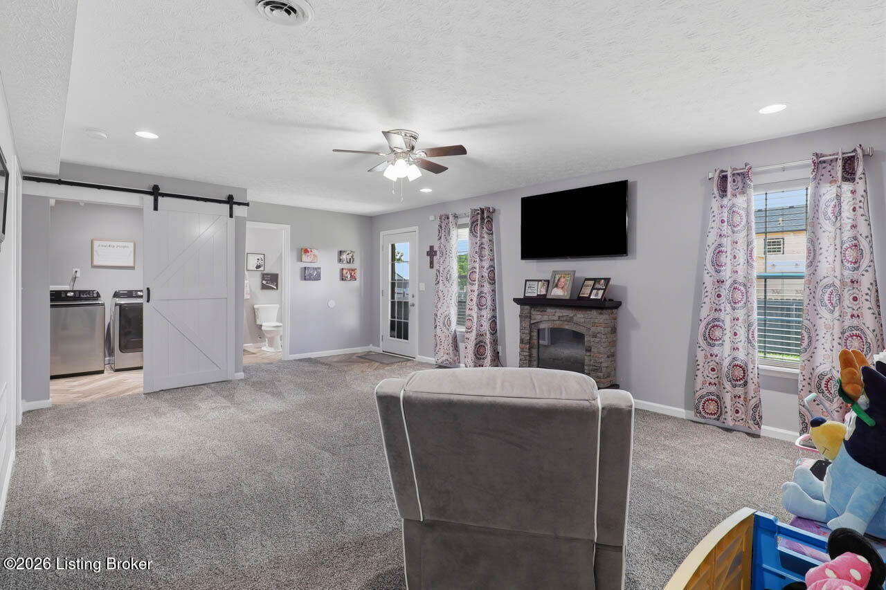 106 Greenwell Crossing