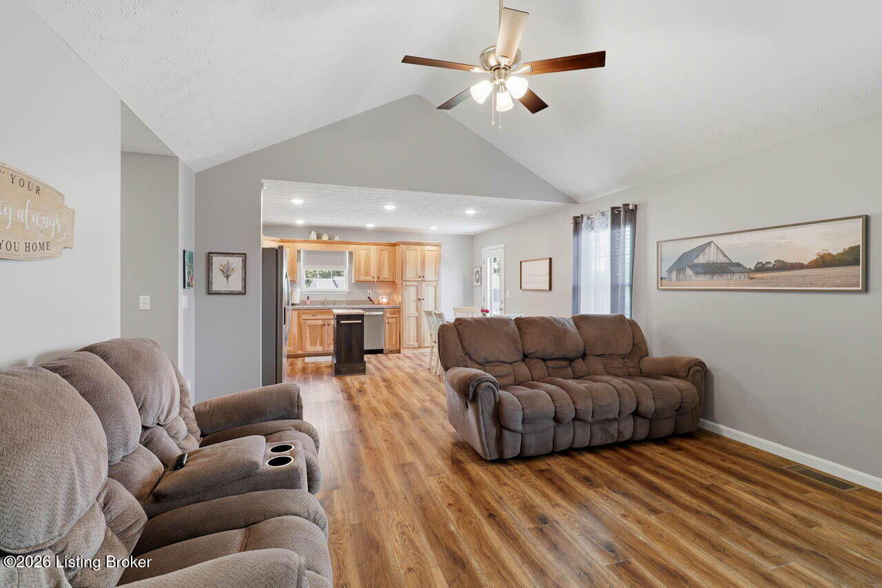 106 Greenwell Crossing