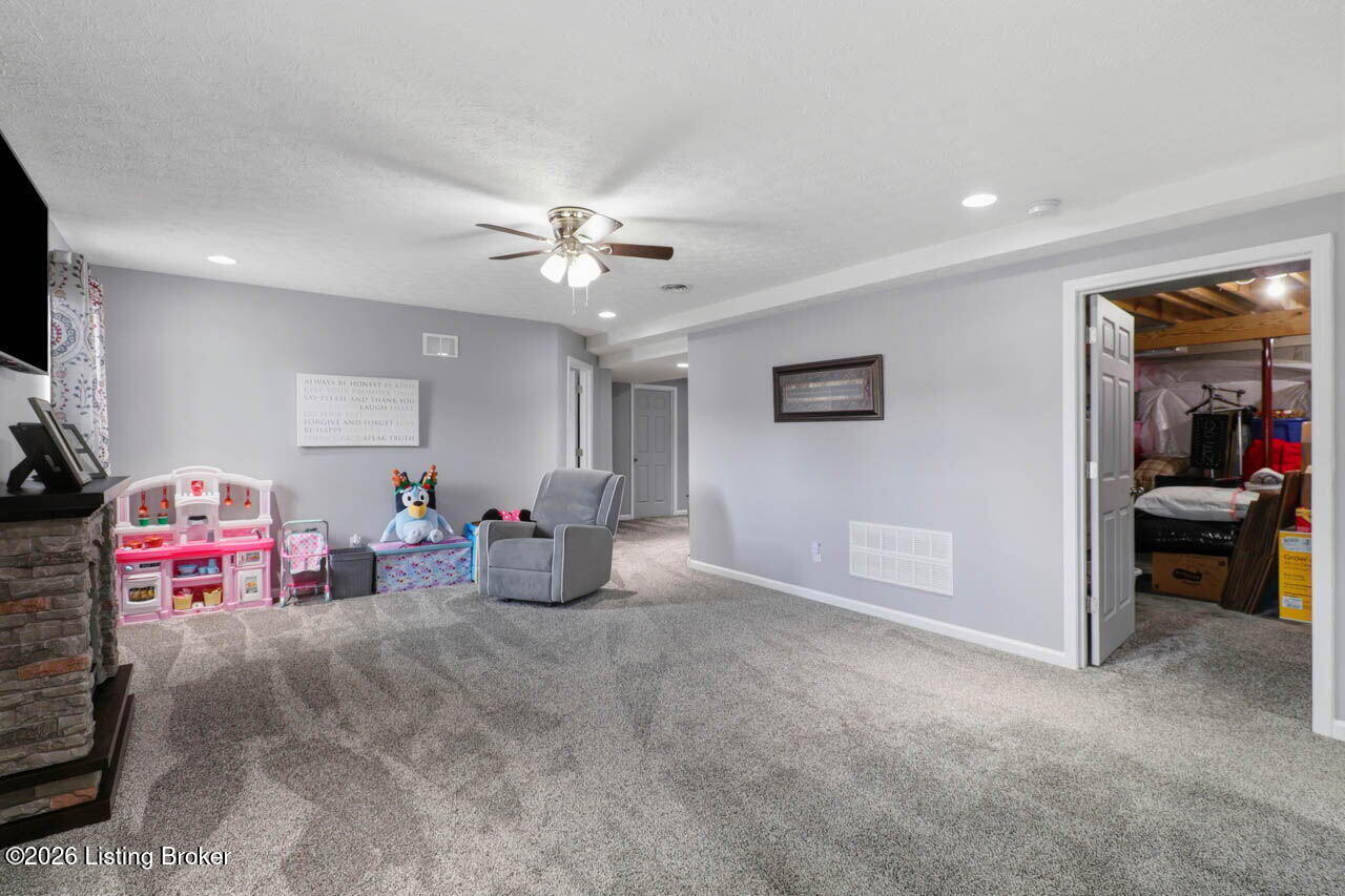 106 Greenwell Crossing
