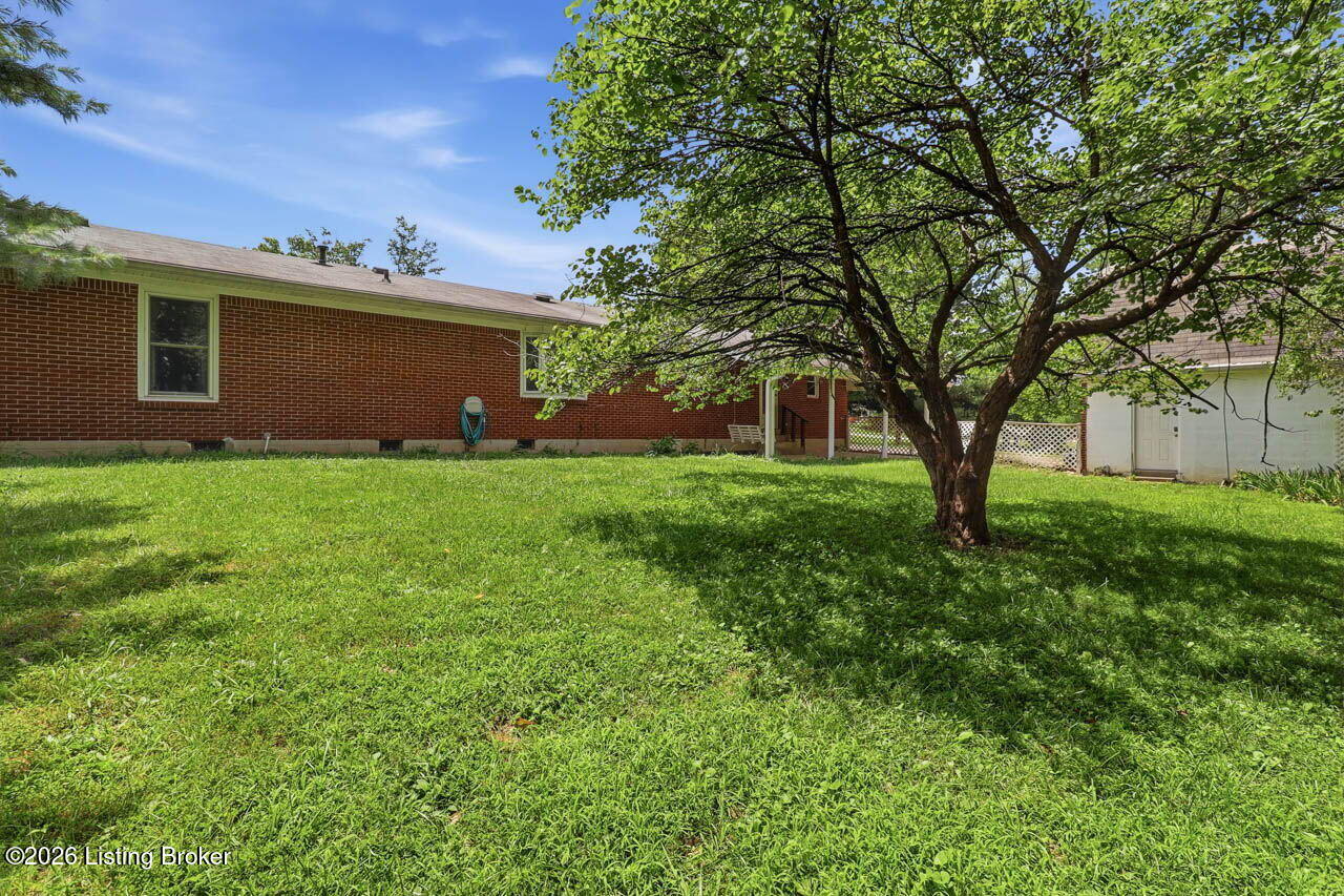 306 Pats Ln