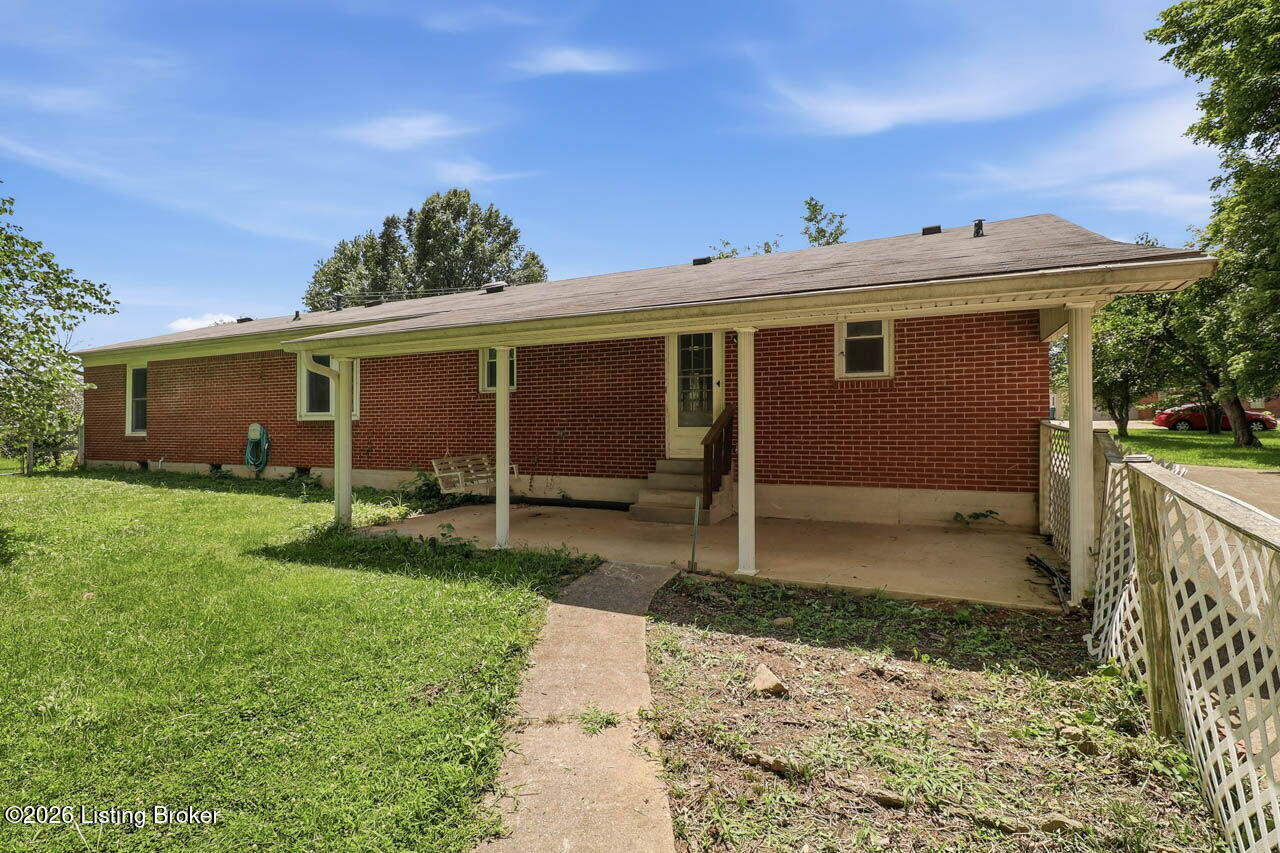 306 Pats Ln