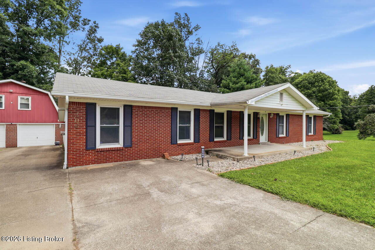 306 Pats Ln