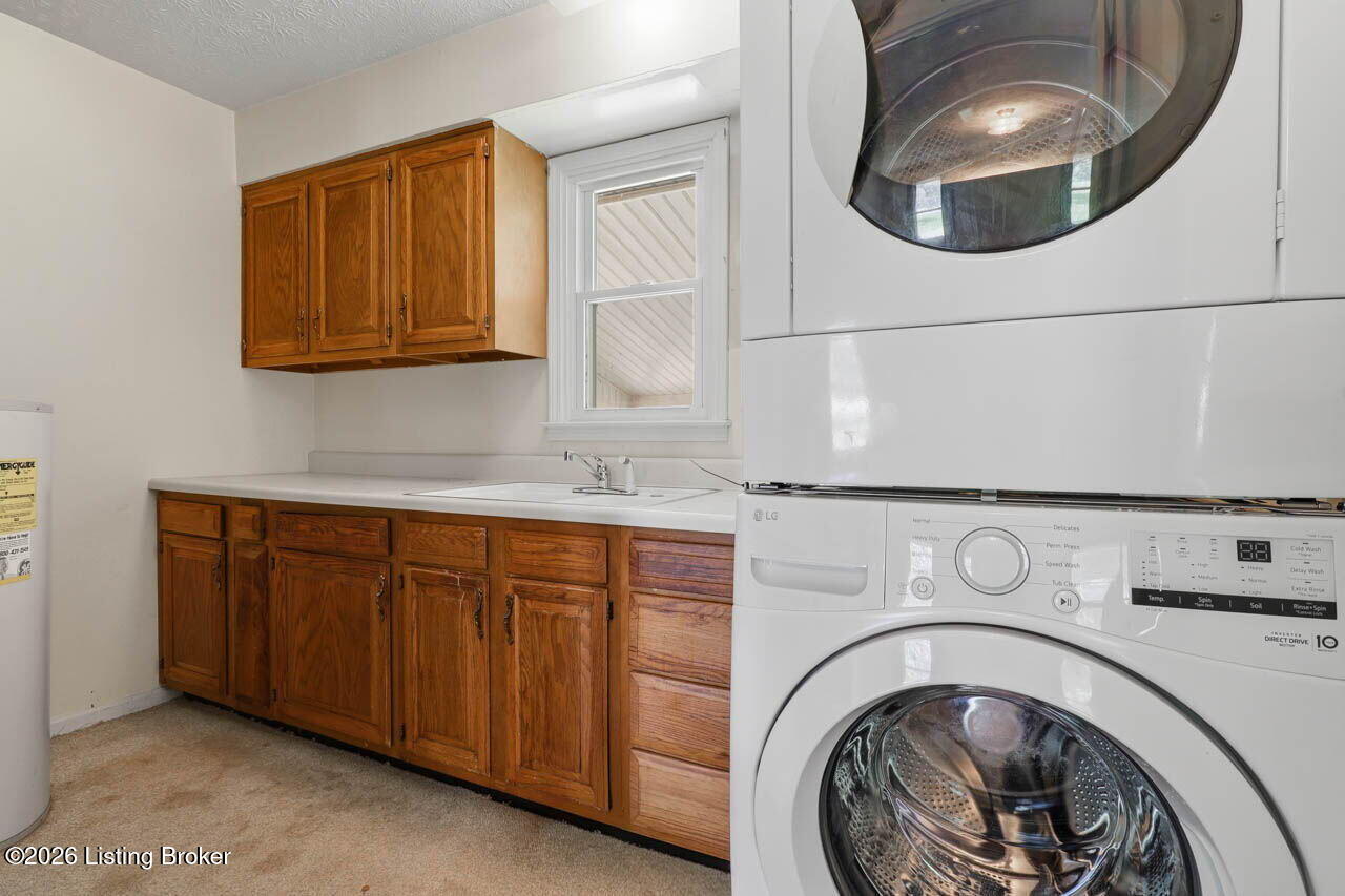 306 Pats Ln
