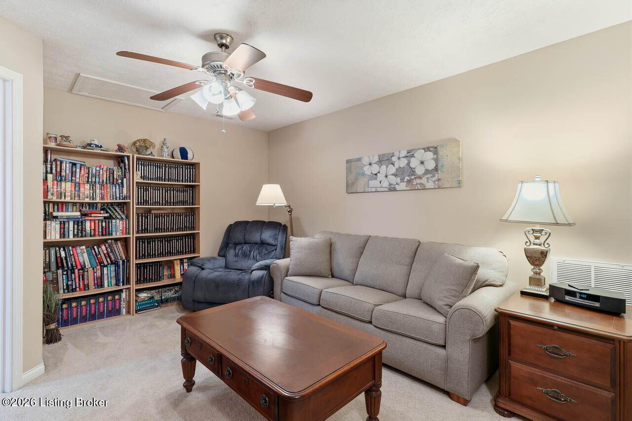 3213 Stony Farm Dr