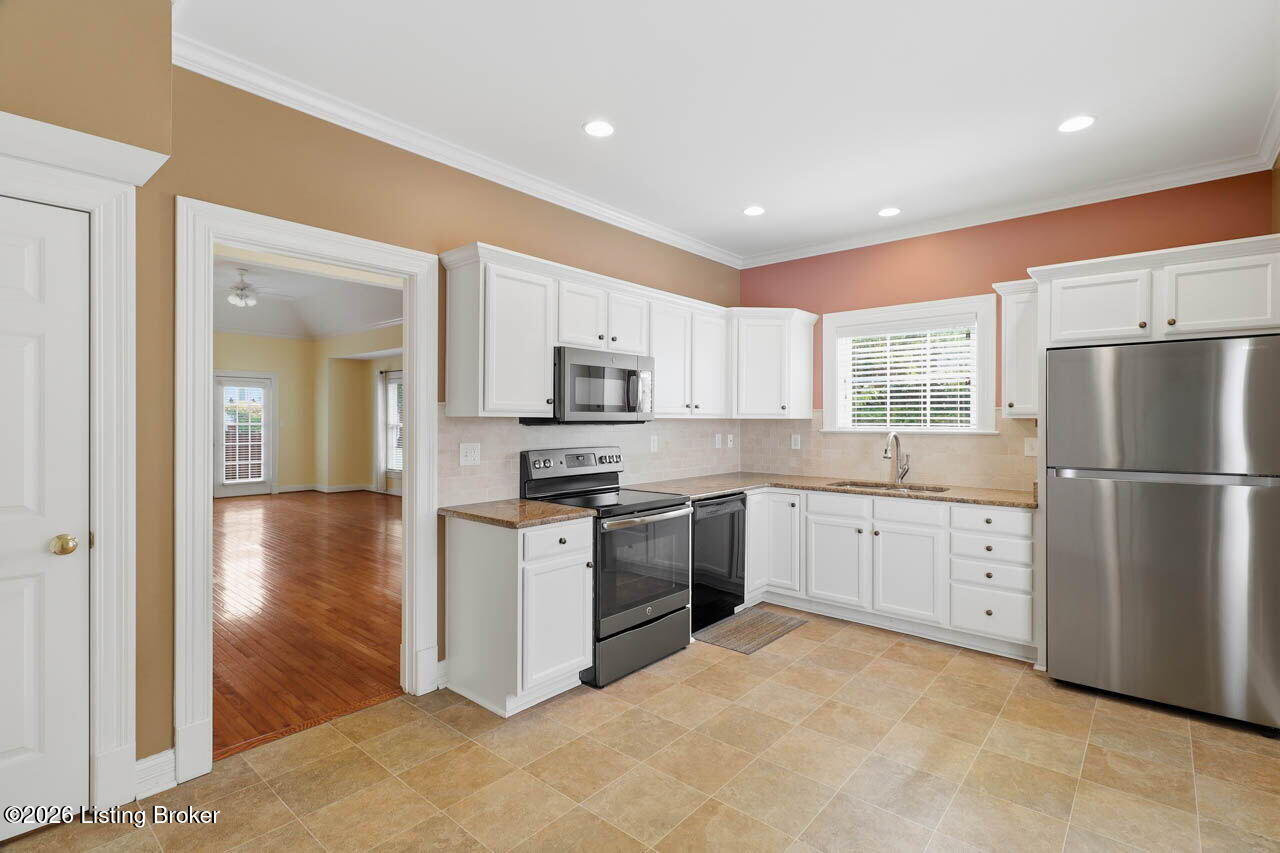 13615 Arbor Crest Cir