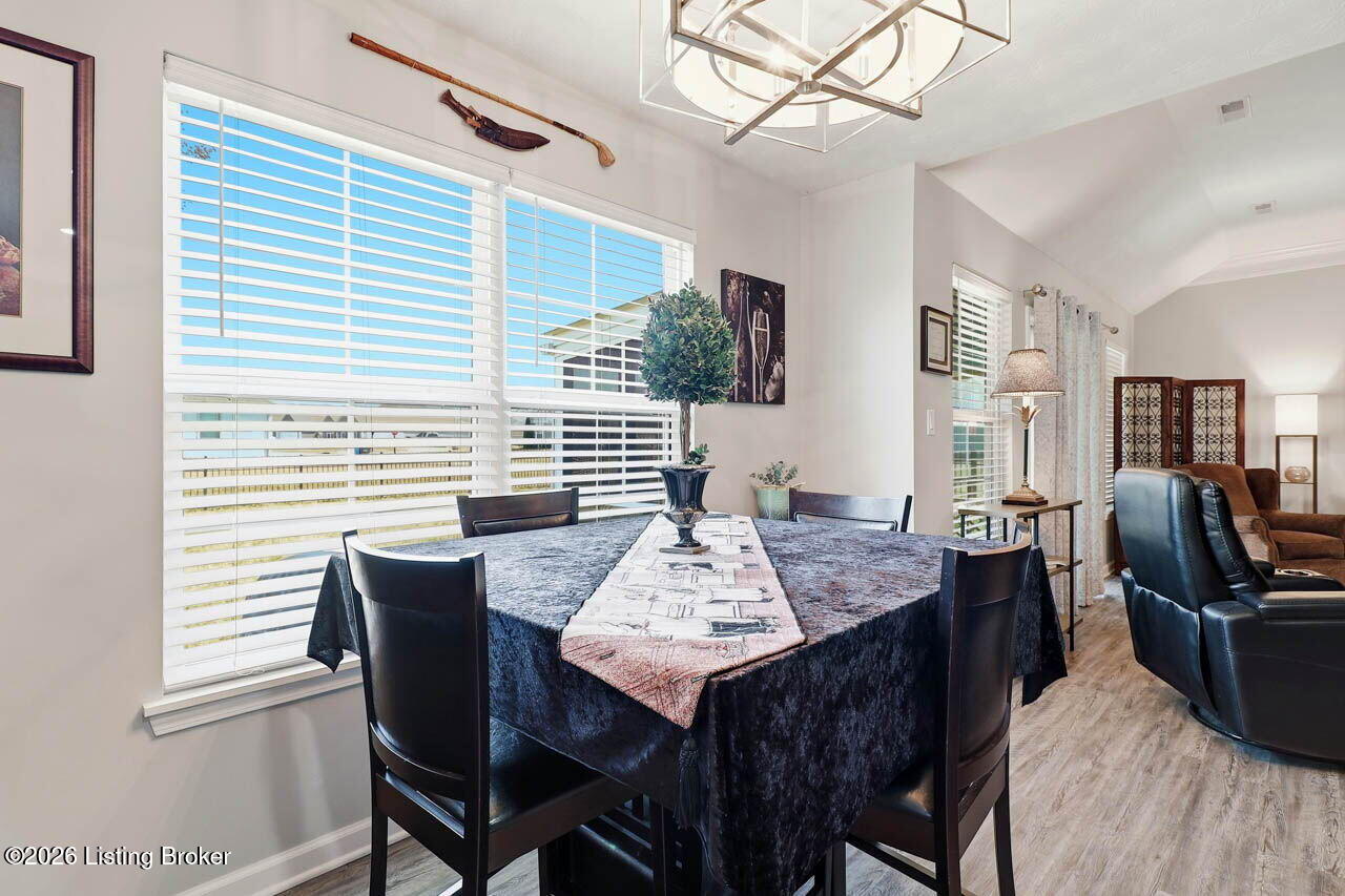 10917 Hidden Trail Ct