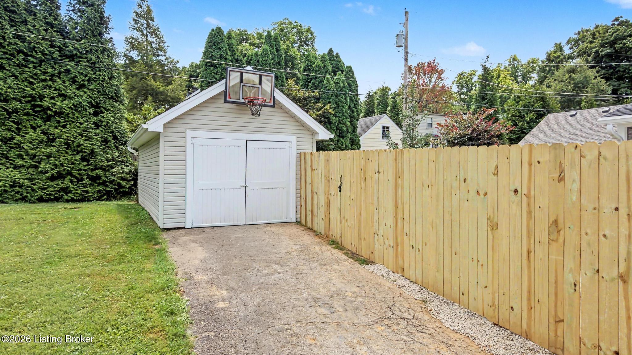 3936 Druid Hills Rd