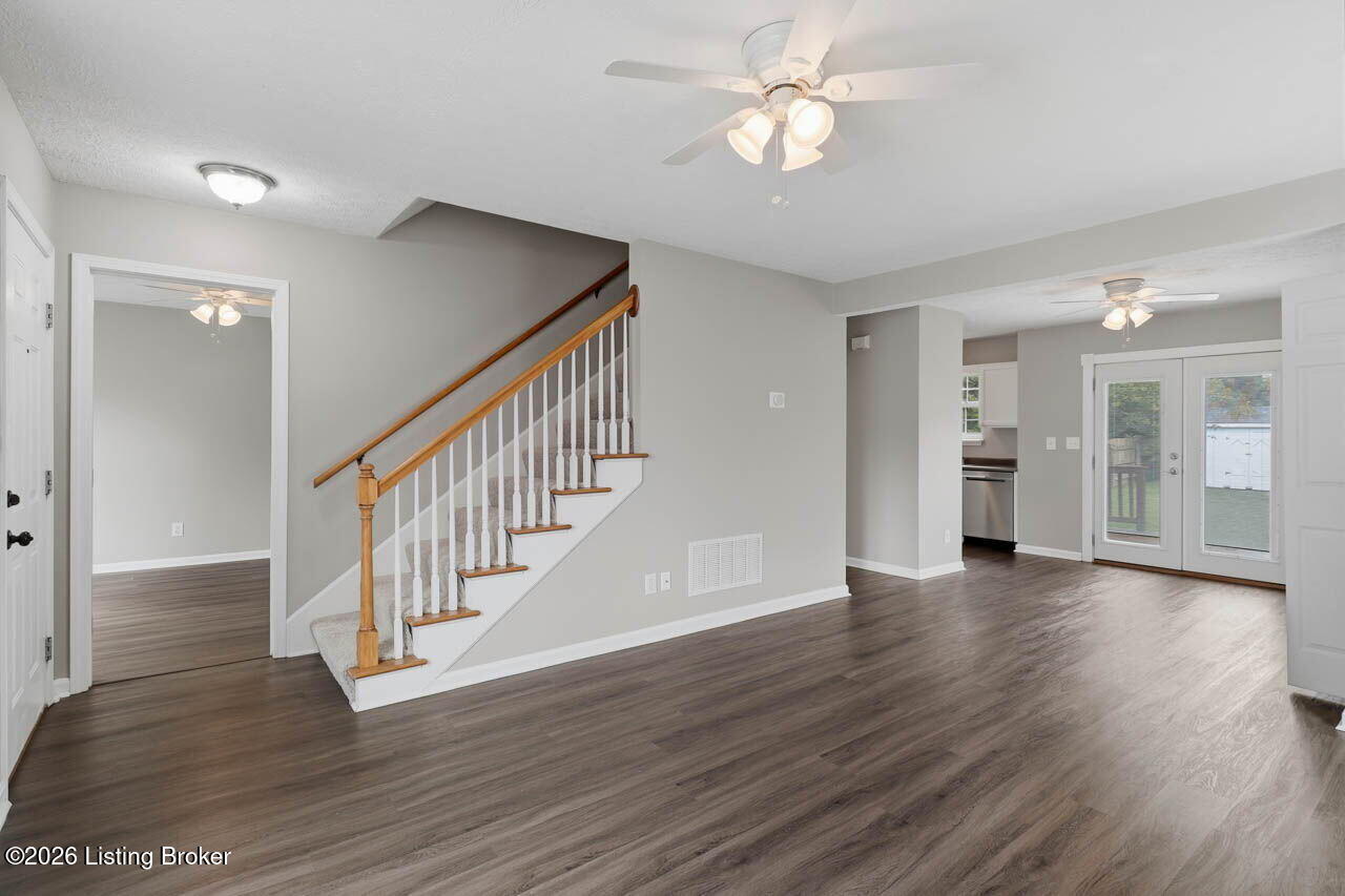 12011 Bay Run Dr