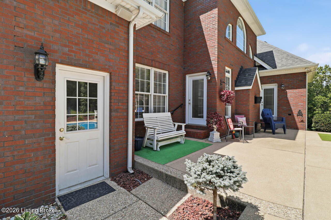 368 Cedar Lake Dr