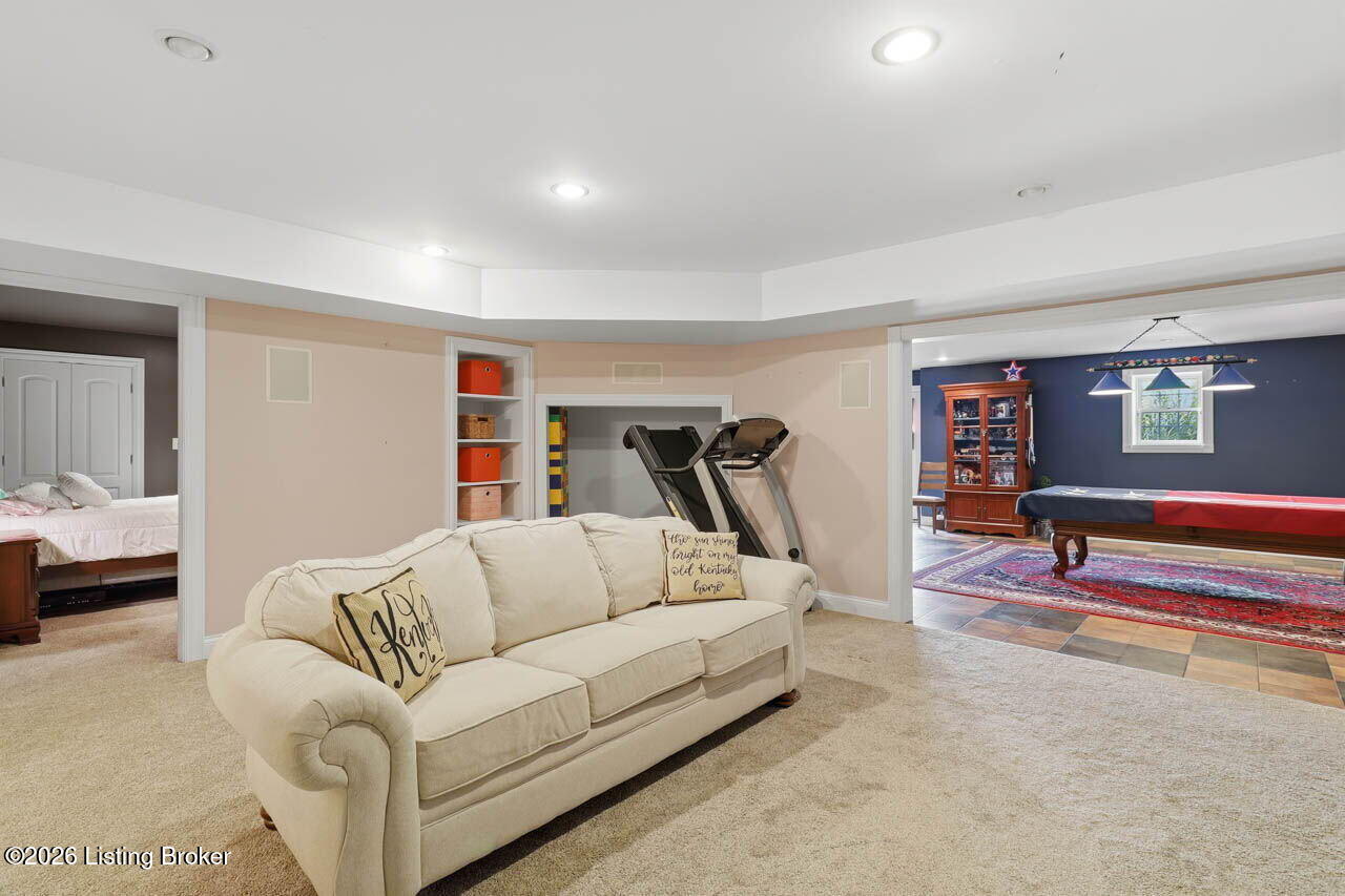 368 Cedar Lake Dr