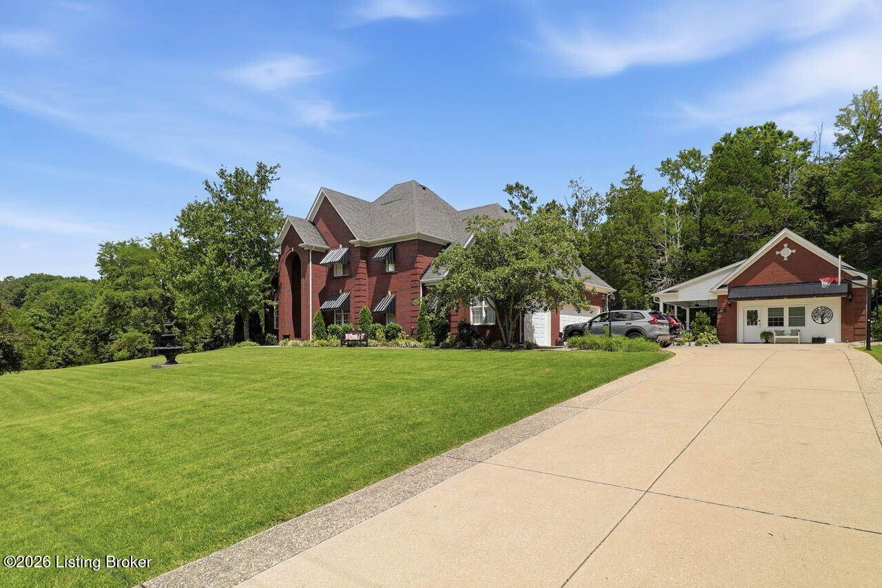 368 Cedar Lake Dr