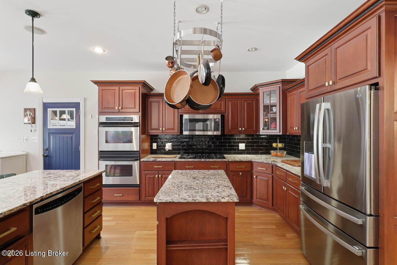 368 Cedar Lake Dr