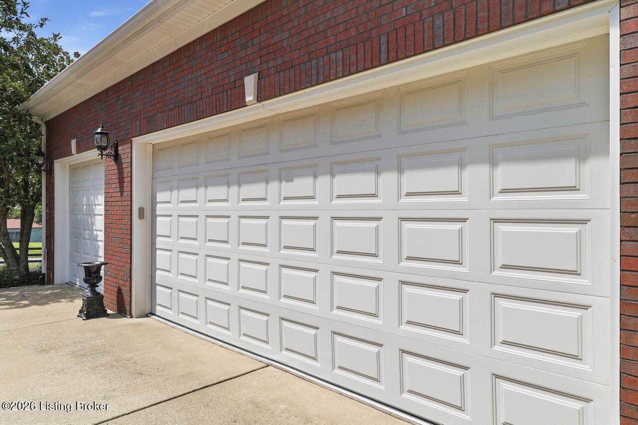 368 Cedar Lake Dr