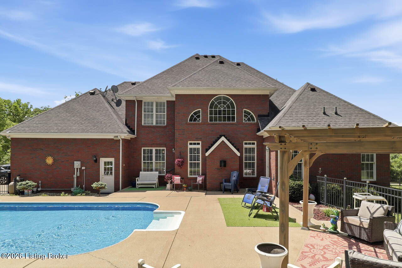 368 Cedar Lake Dr