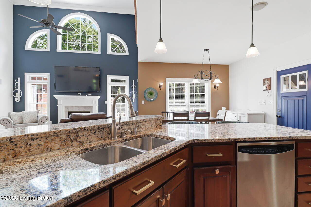 368 Cedar Lake Dr