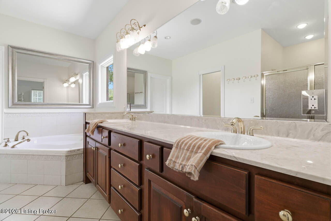 368 Cedar Lake Dr