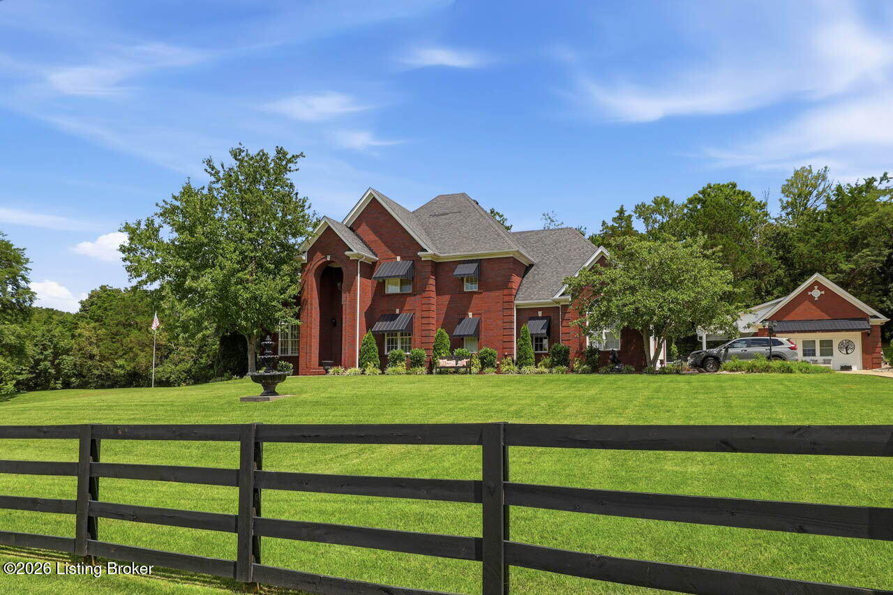 368 Cedar Lake Dr