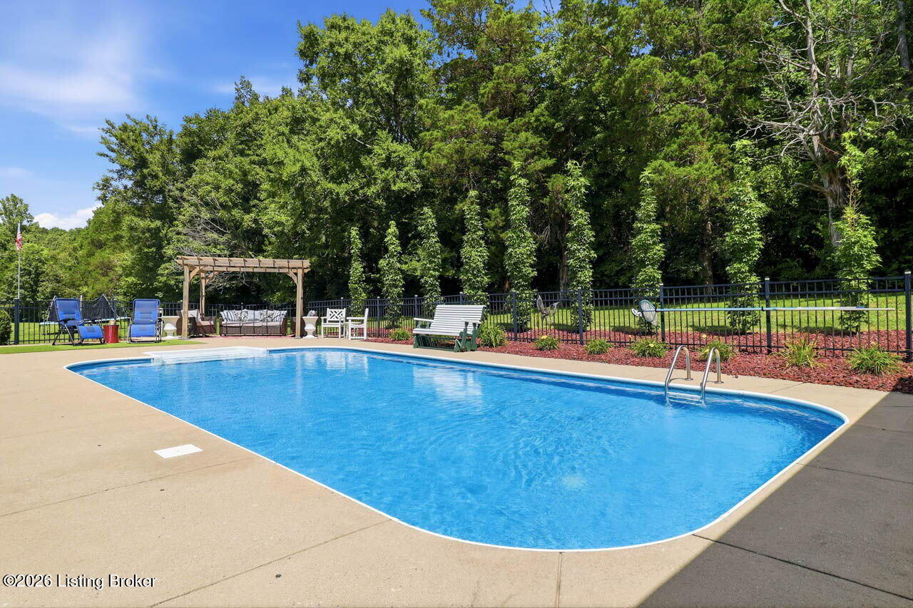 368 Cedar Lake Dr
