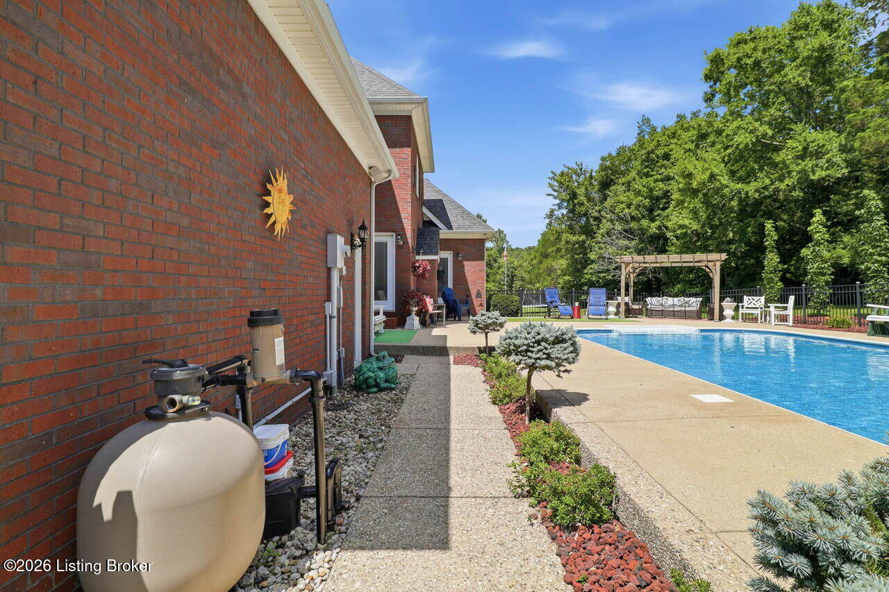 368 Cedar Lake Dr