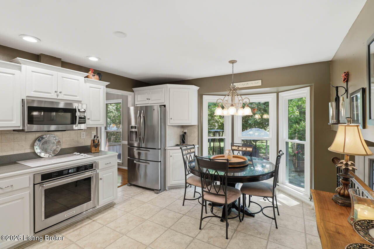10504 Larkhall Ct