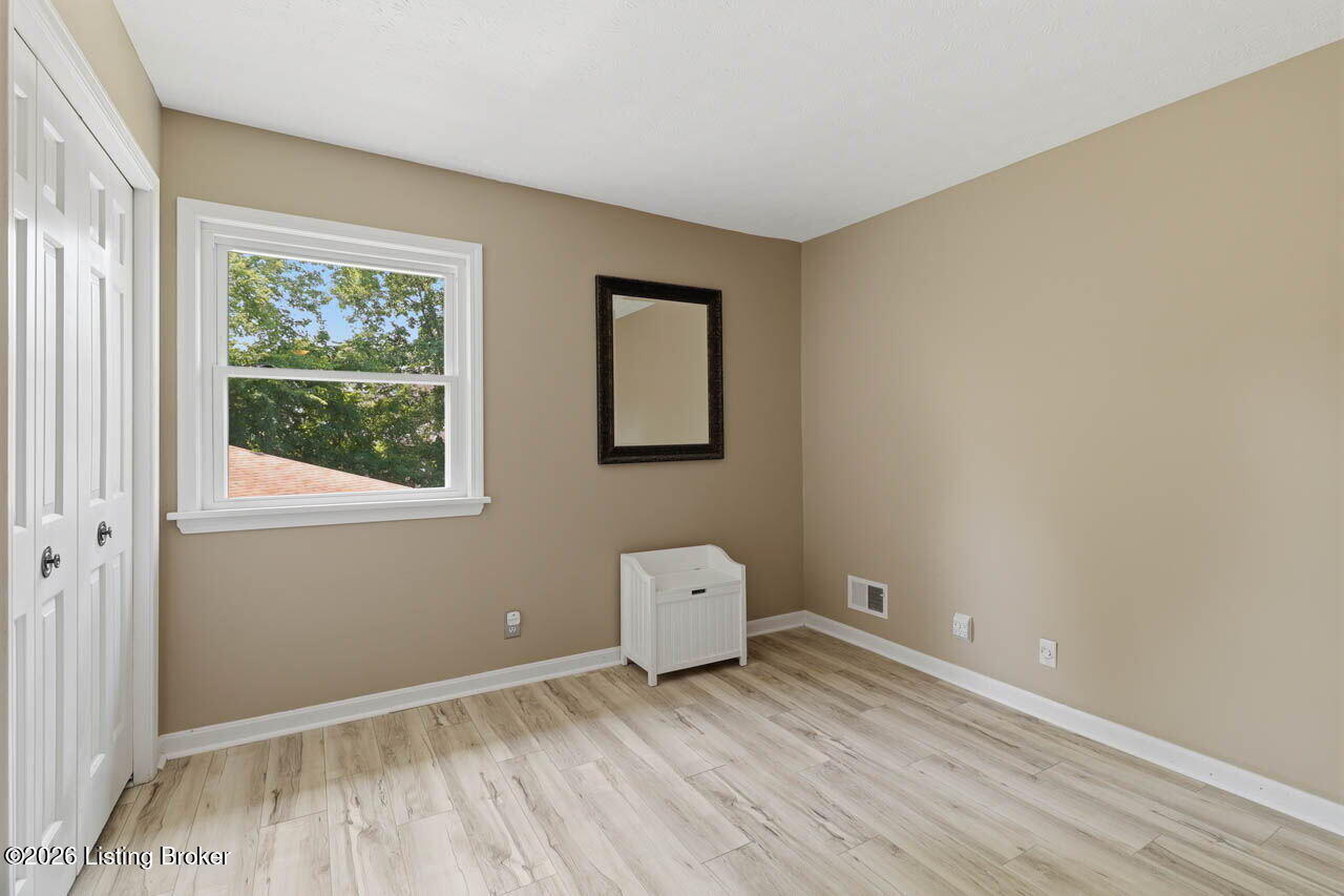 10504 Larkhall Ct