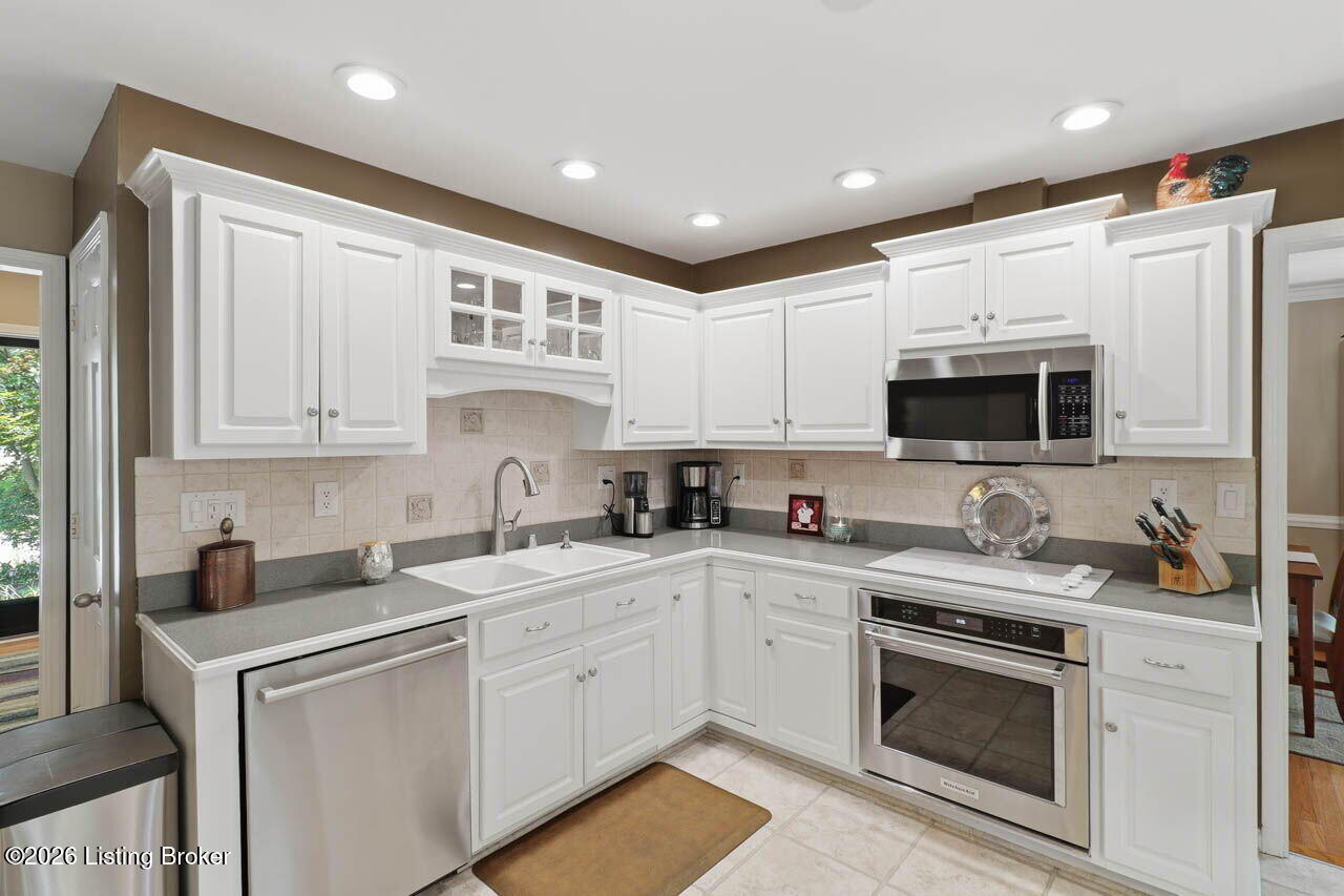 10504 Larkhall Ct
