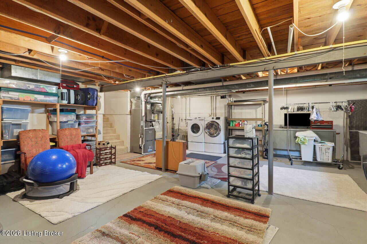 10504 Larkhall Ct