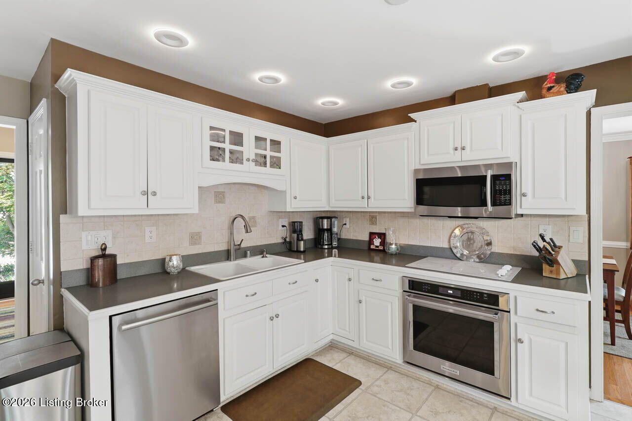 10504 Larkhall Ct