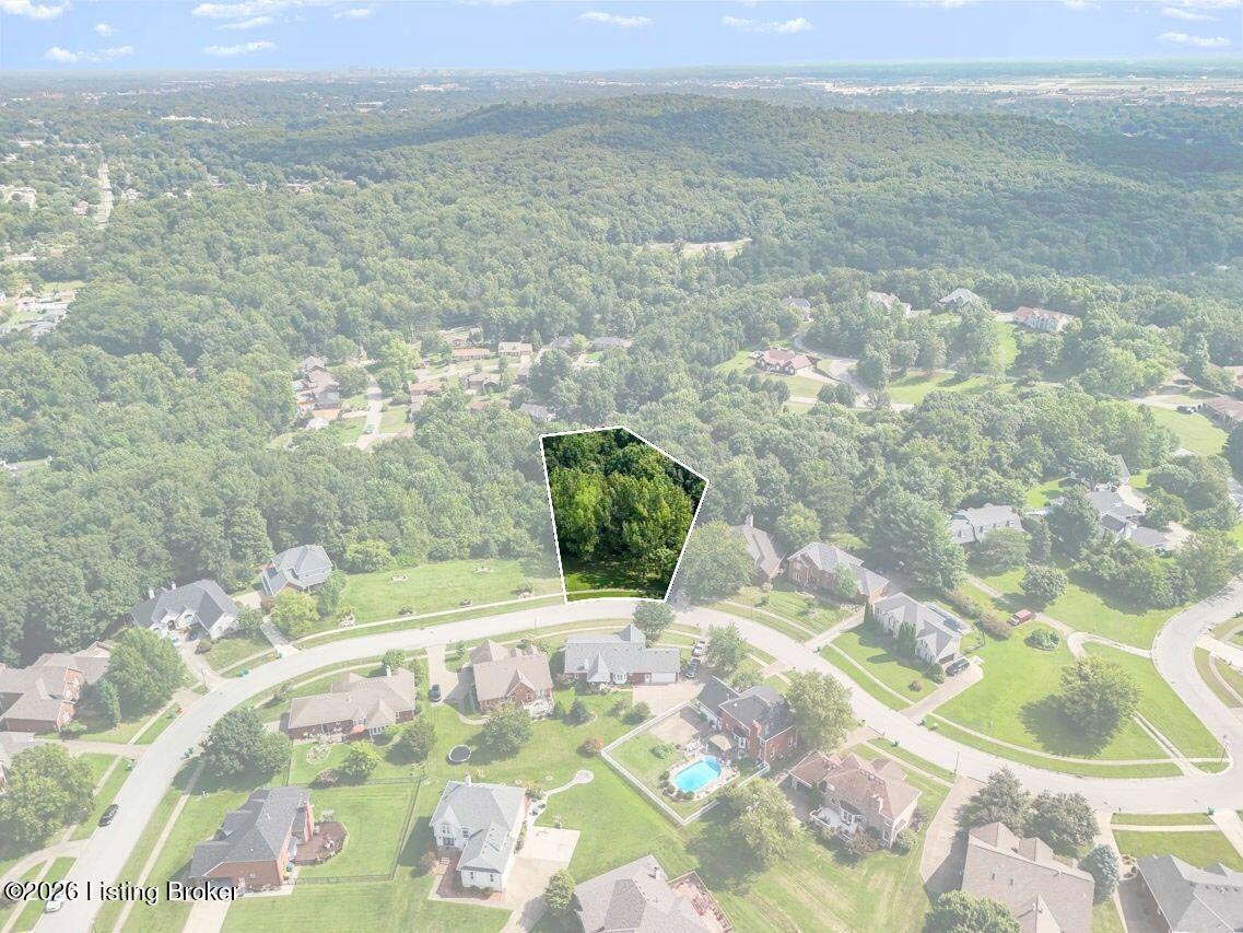 2009 Hillcircle Rd