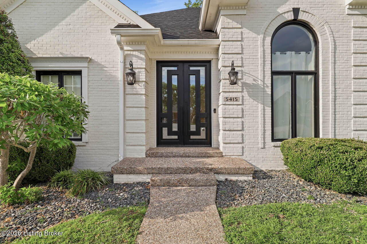 5415 River Creek Ct