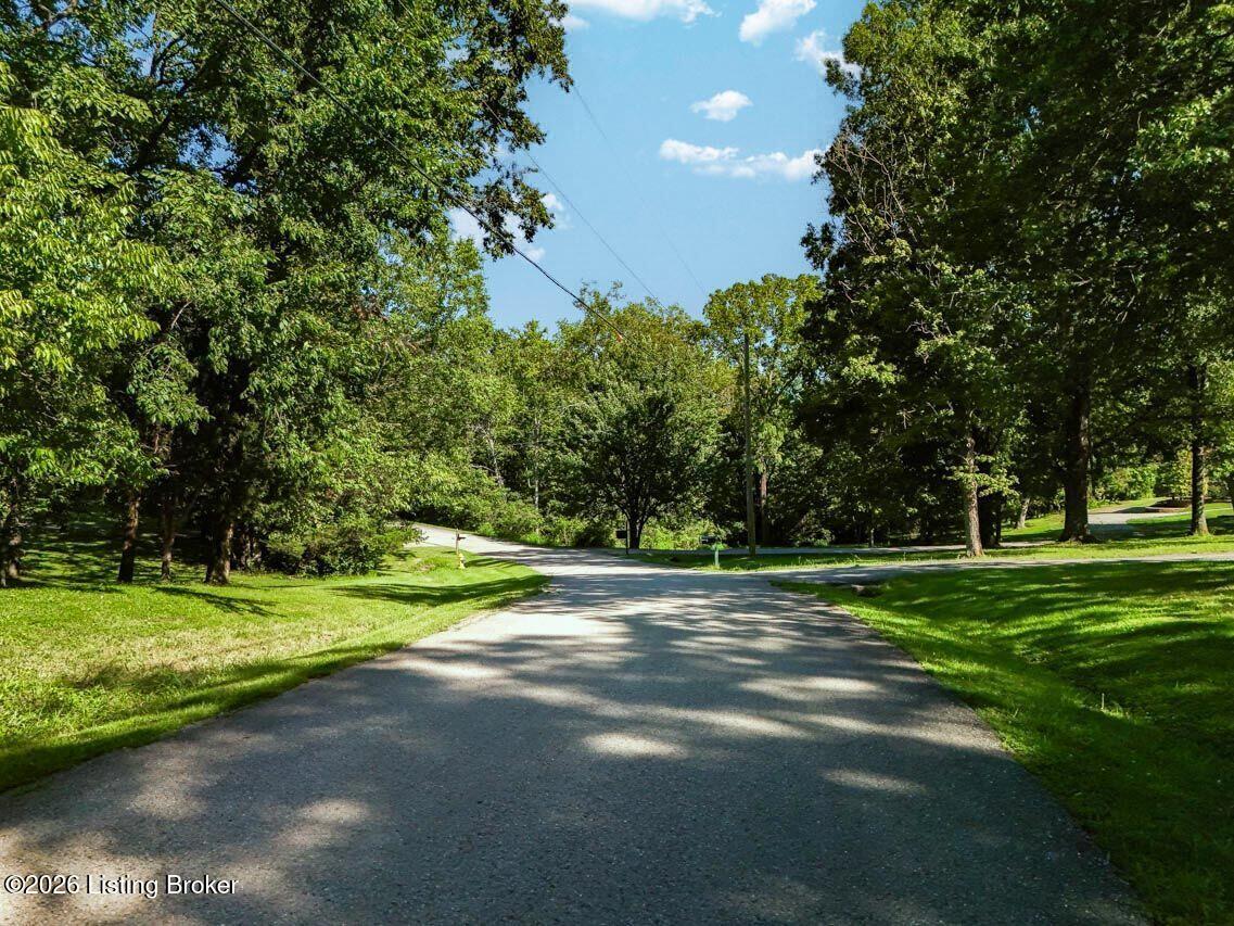 17206 Creek Ridge Rd