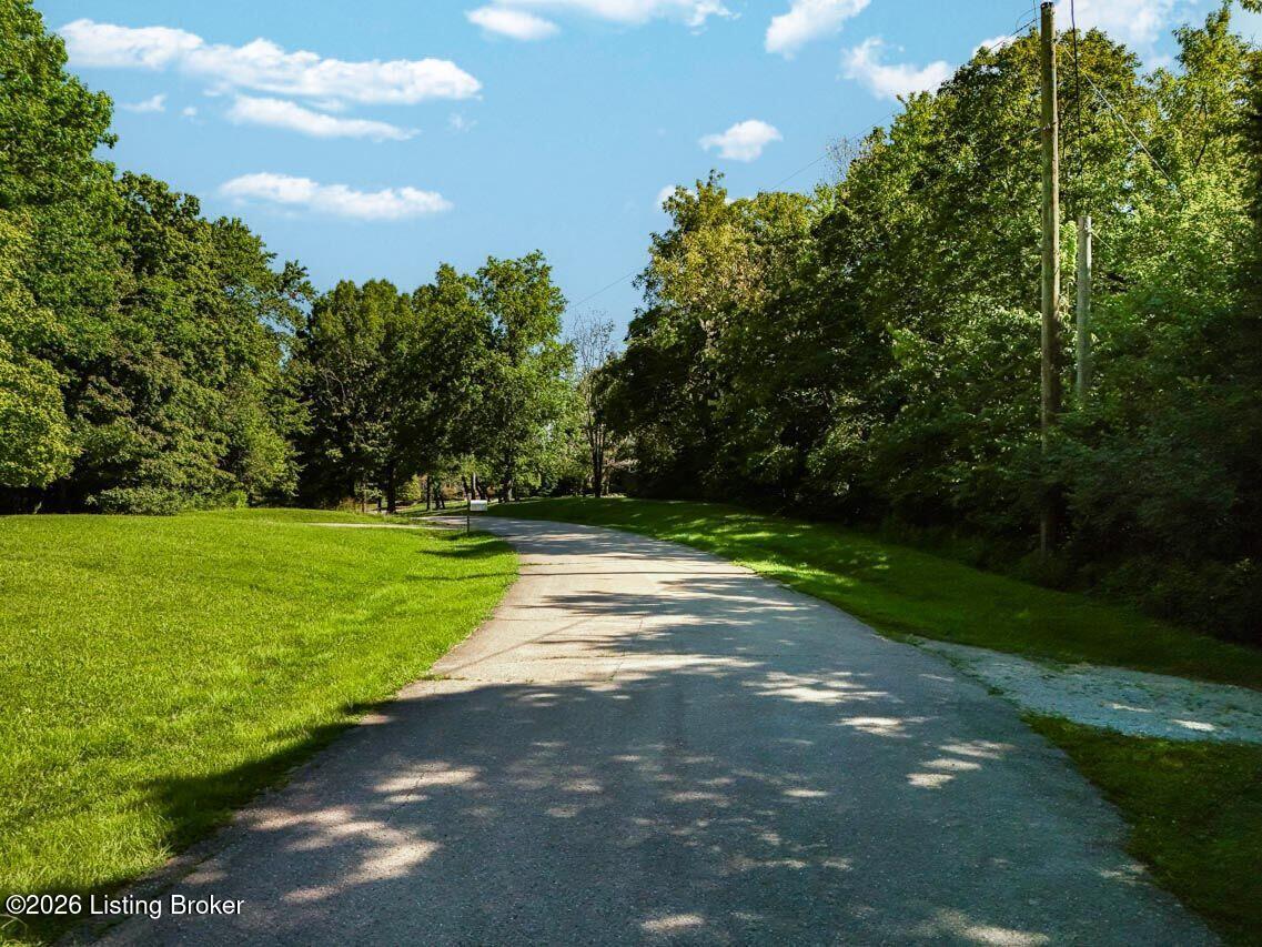 17206 Creek Ridge Rd