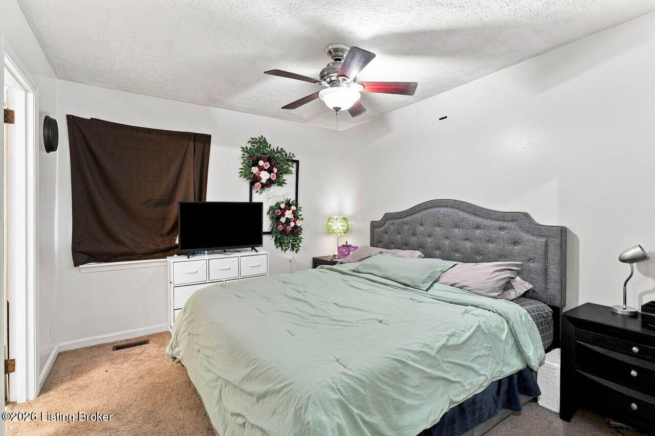 6609 Monty Ln