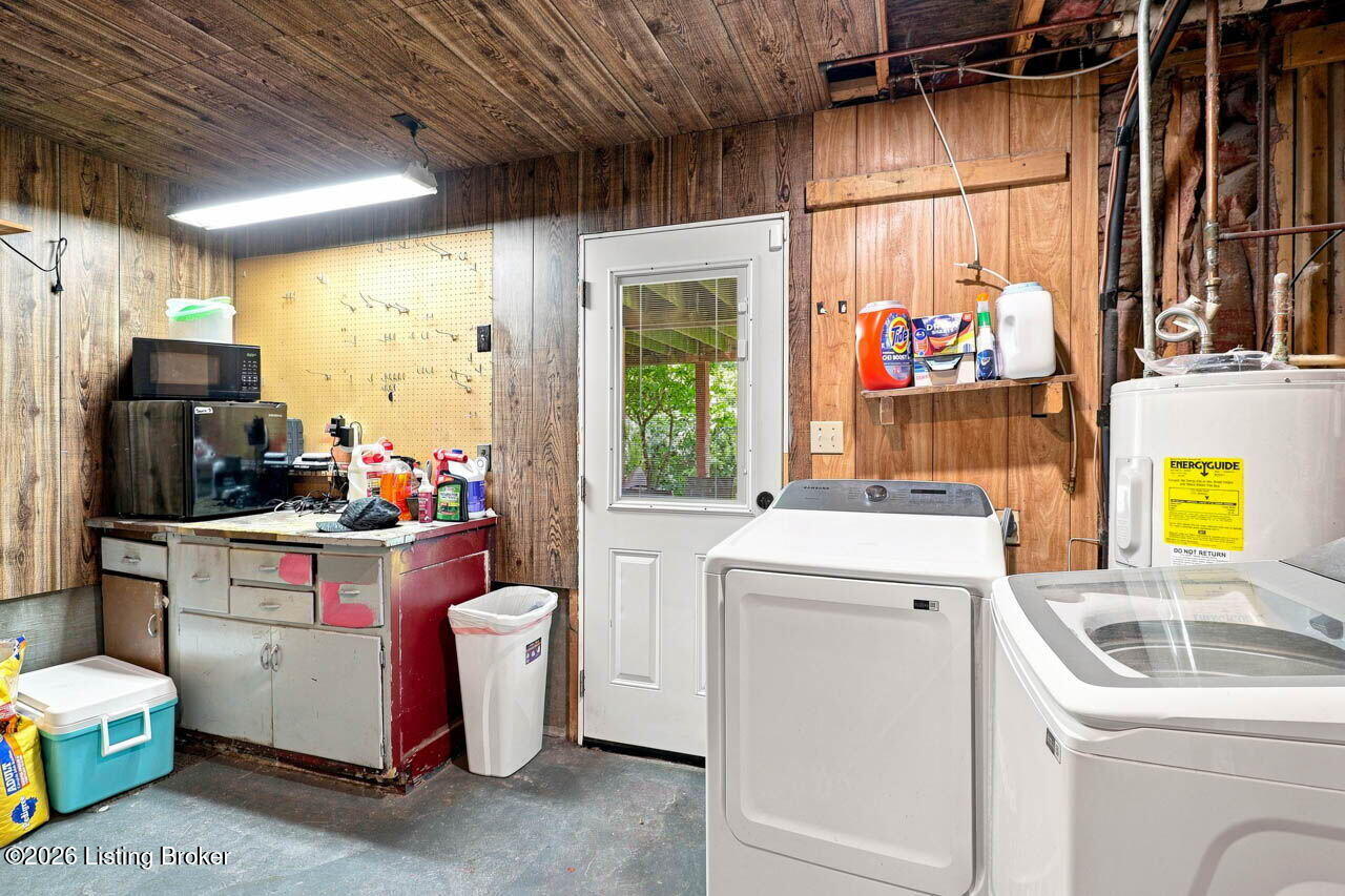 6609 Monty Ln