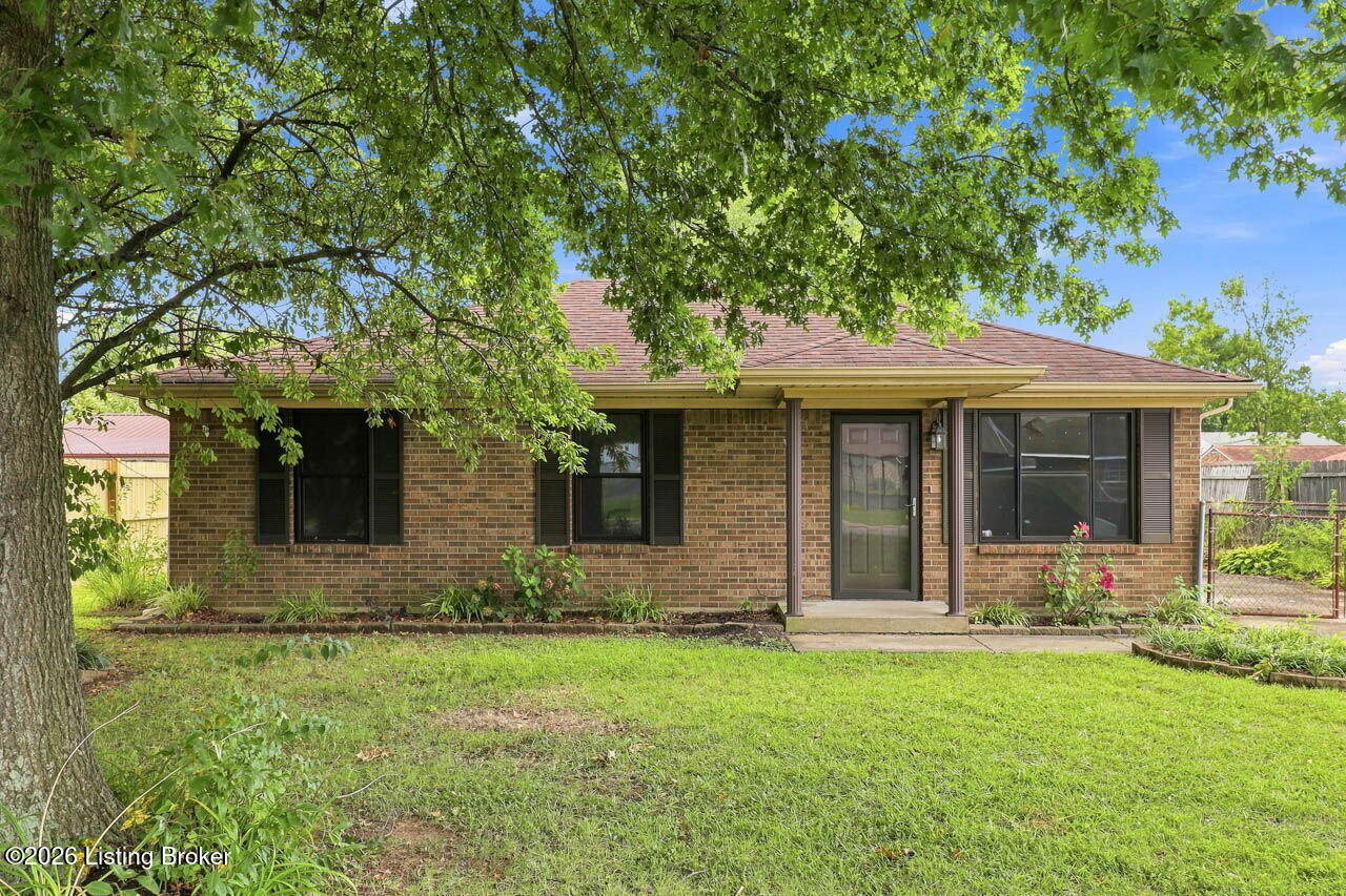 3716 Hillview Blvd