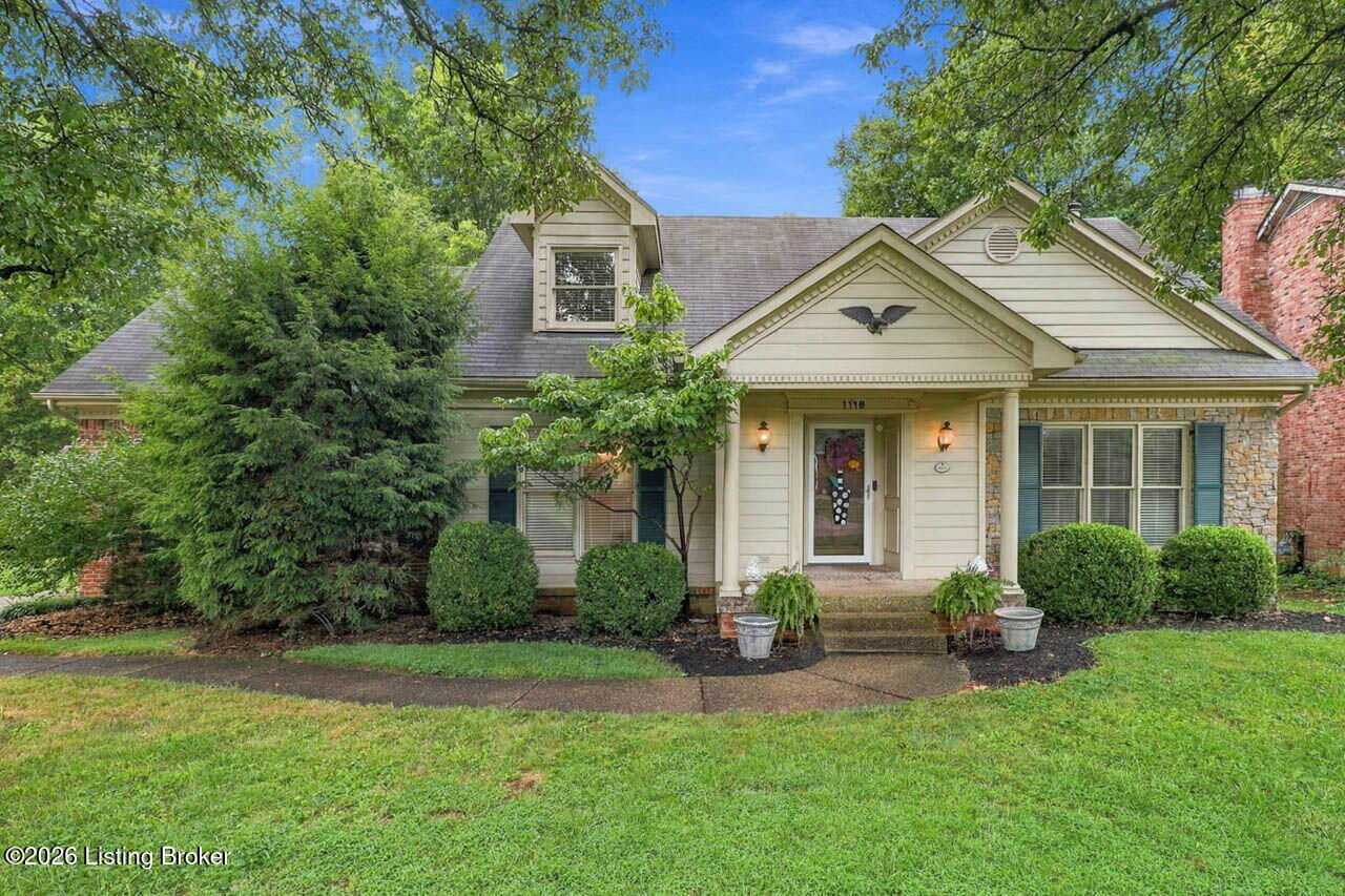 1118 Blackthorn Rd