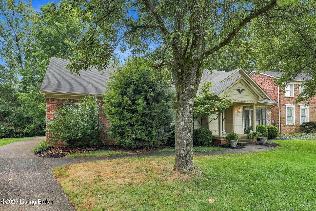1118 Blackthorn Rd