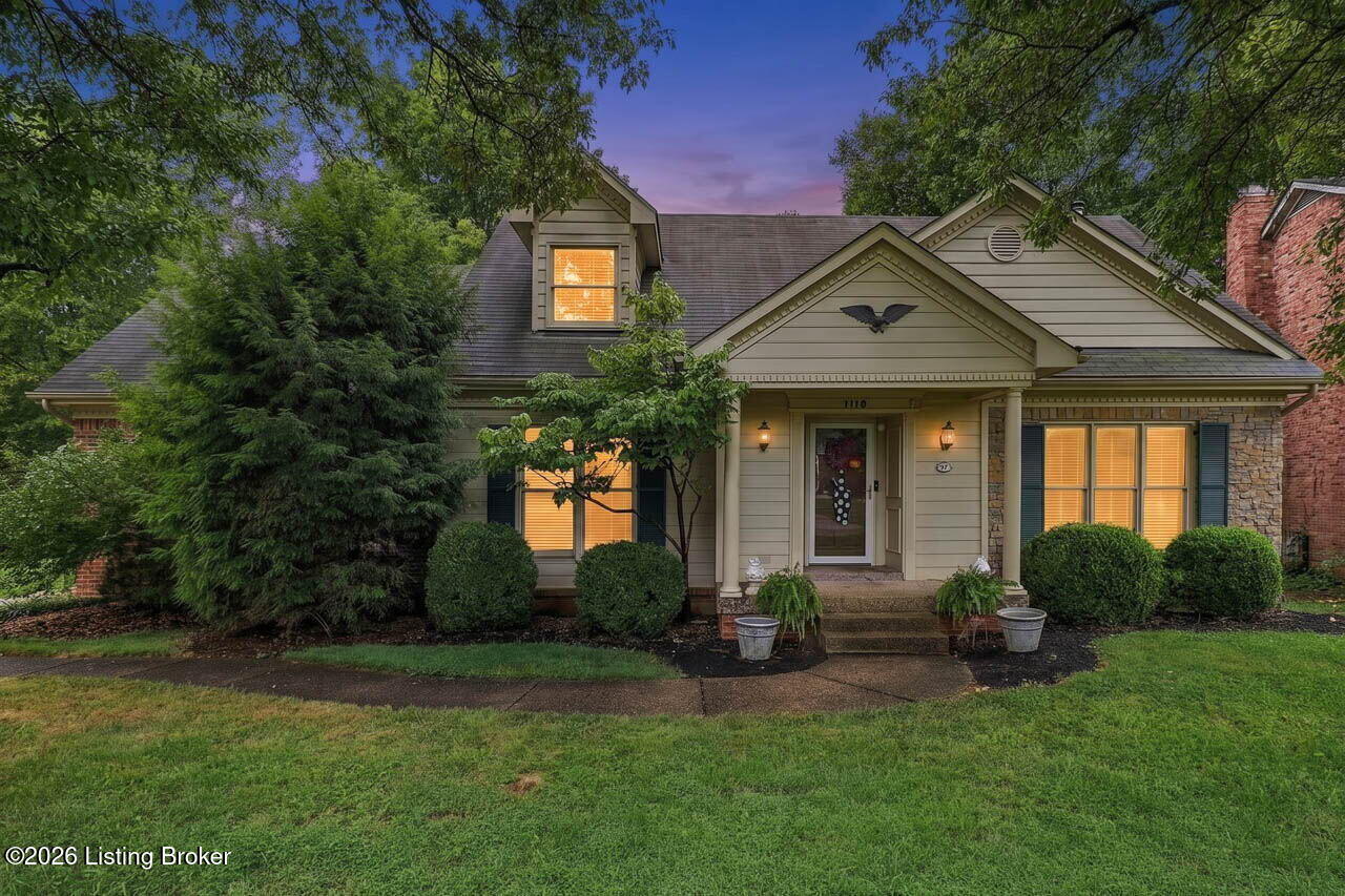 1118 Blackthorn Rd