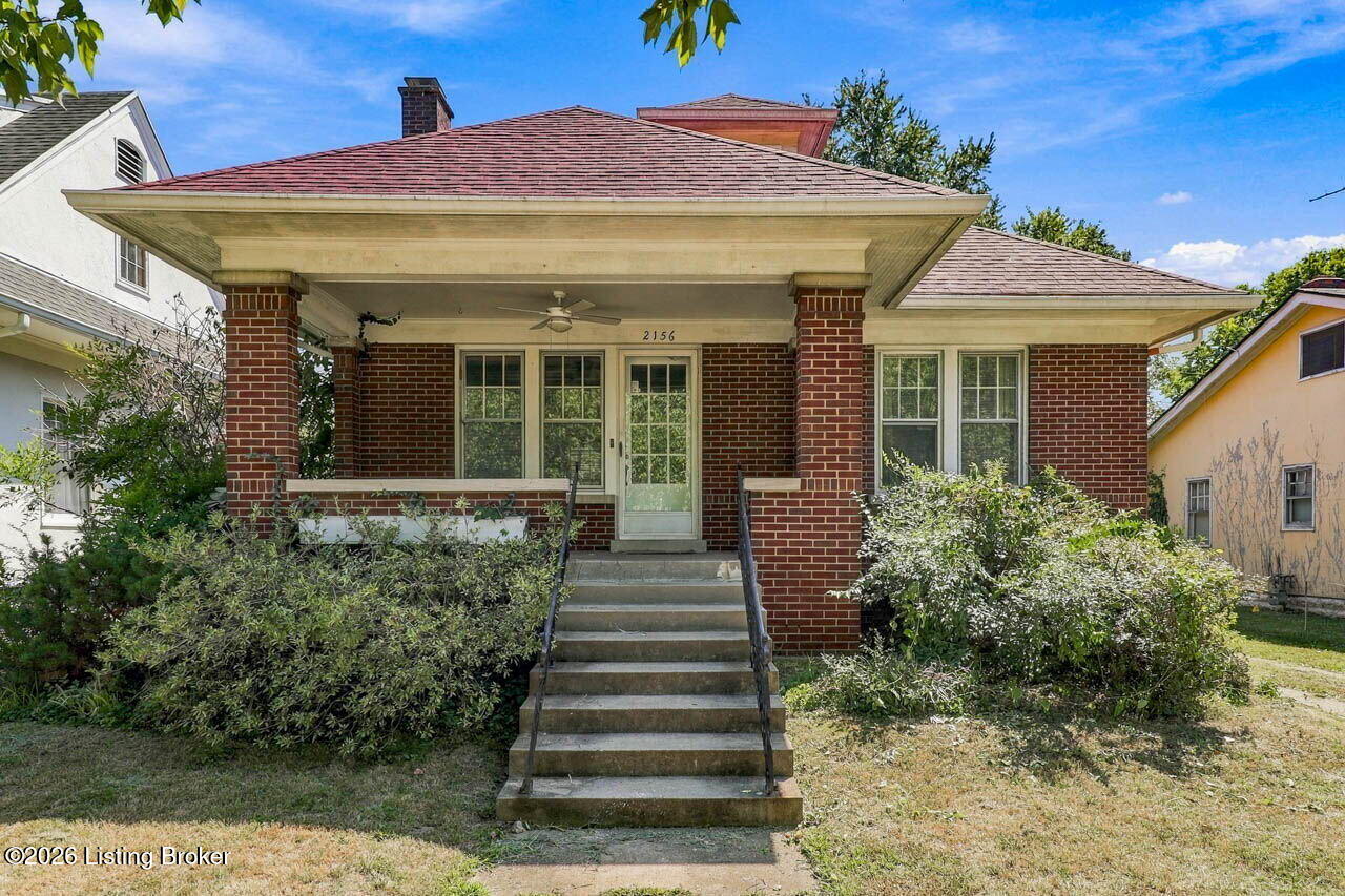 2156 Gladstone Ave
