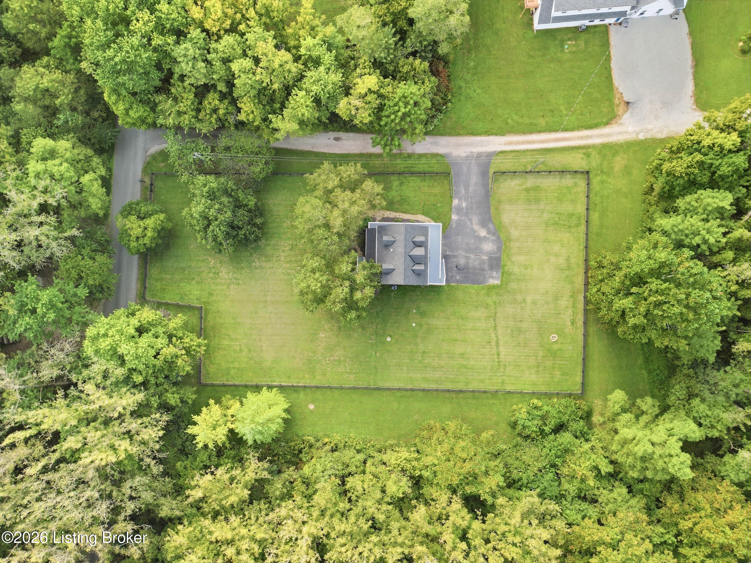 14417 Spring Dr