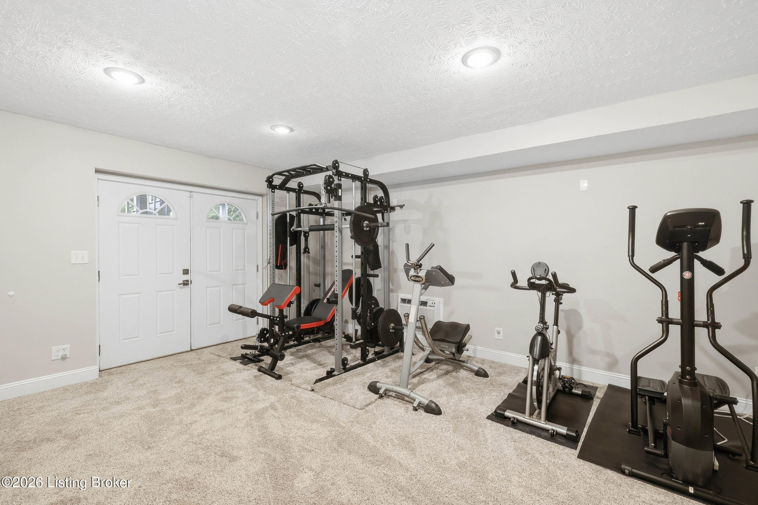 14417 Spring Dr