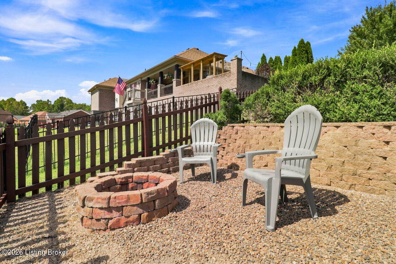 7612 Aspen Ridge Rd