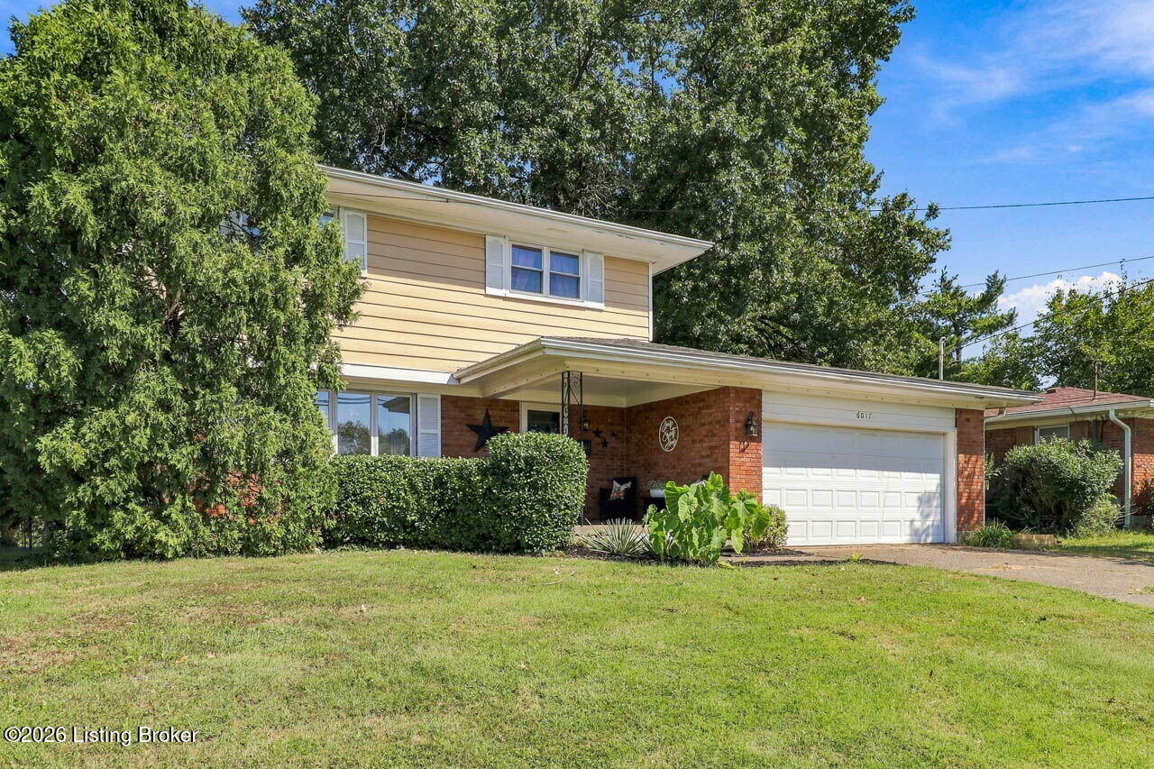 6017 Bay Pine Dr