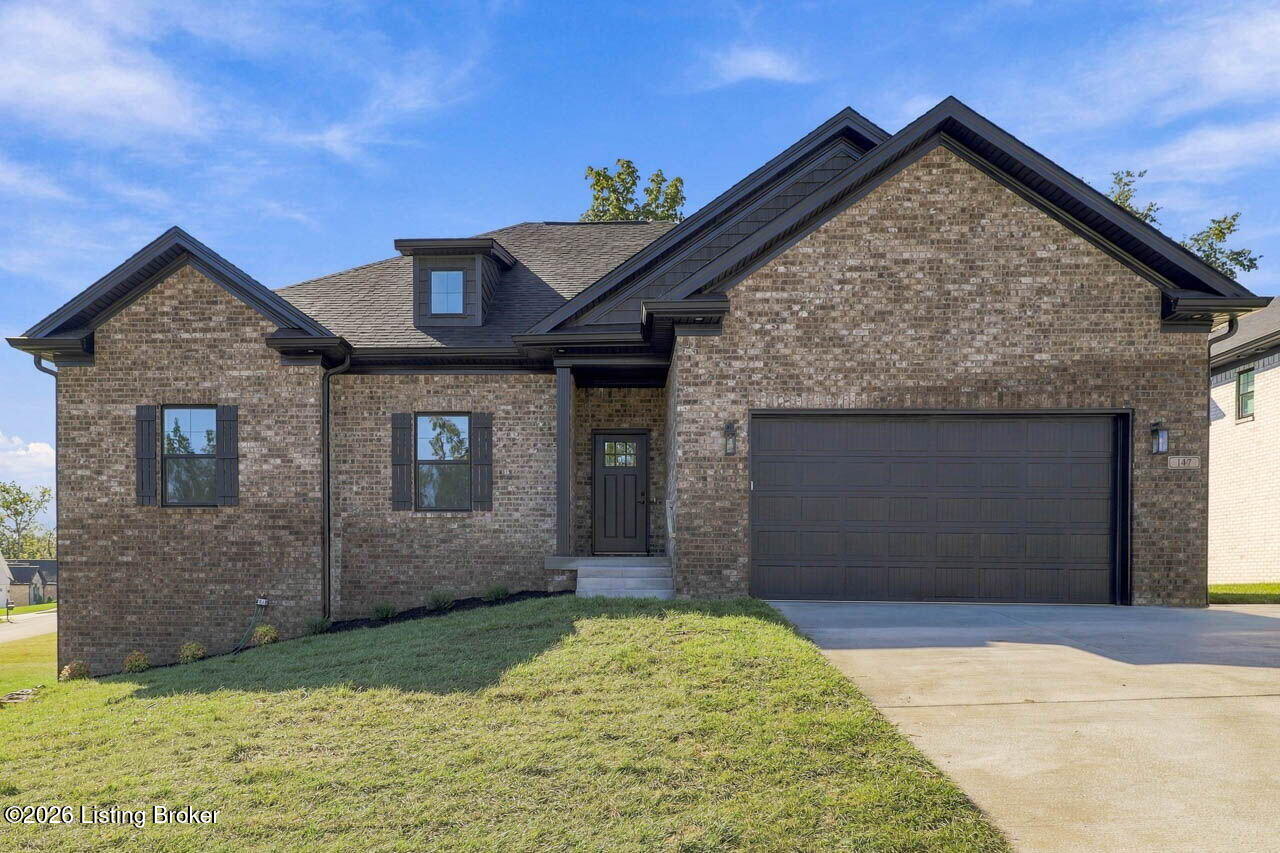 147 Wooded Glen Dr
