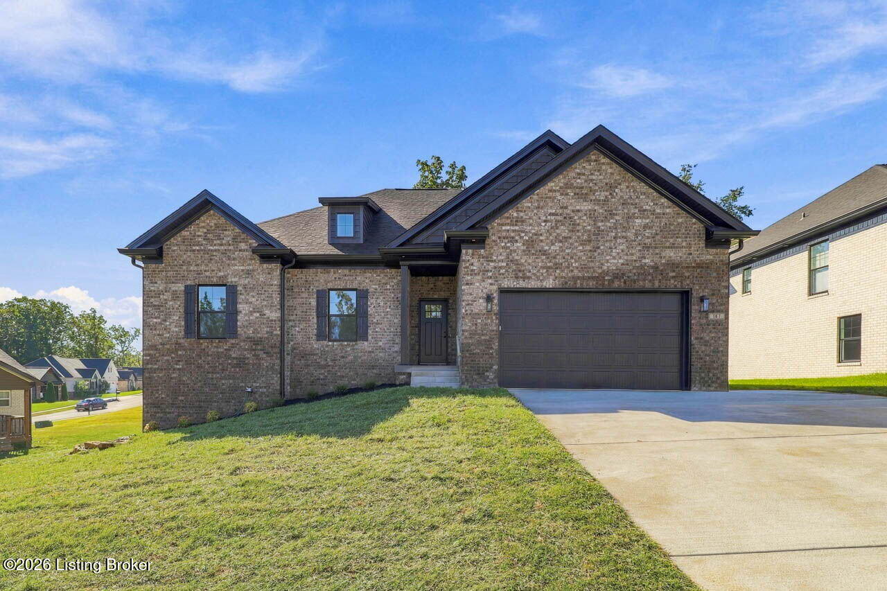 147 Wooded Glen Dr