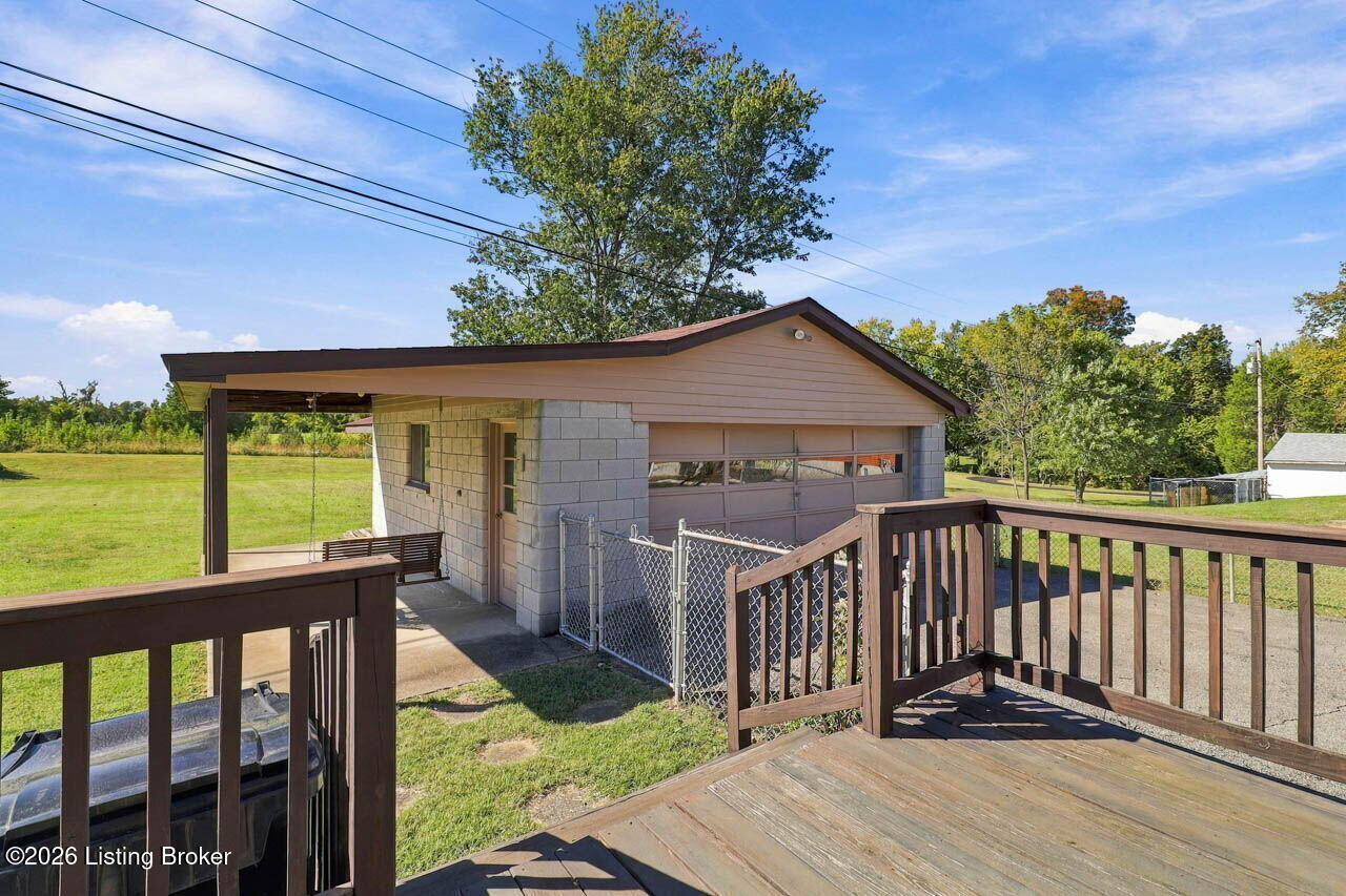 289 Douglas Ln